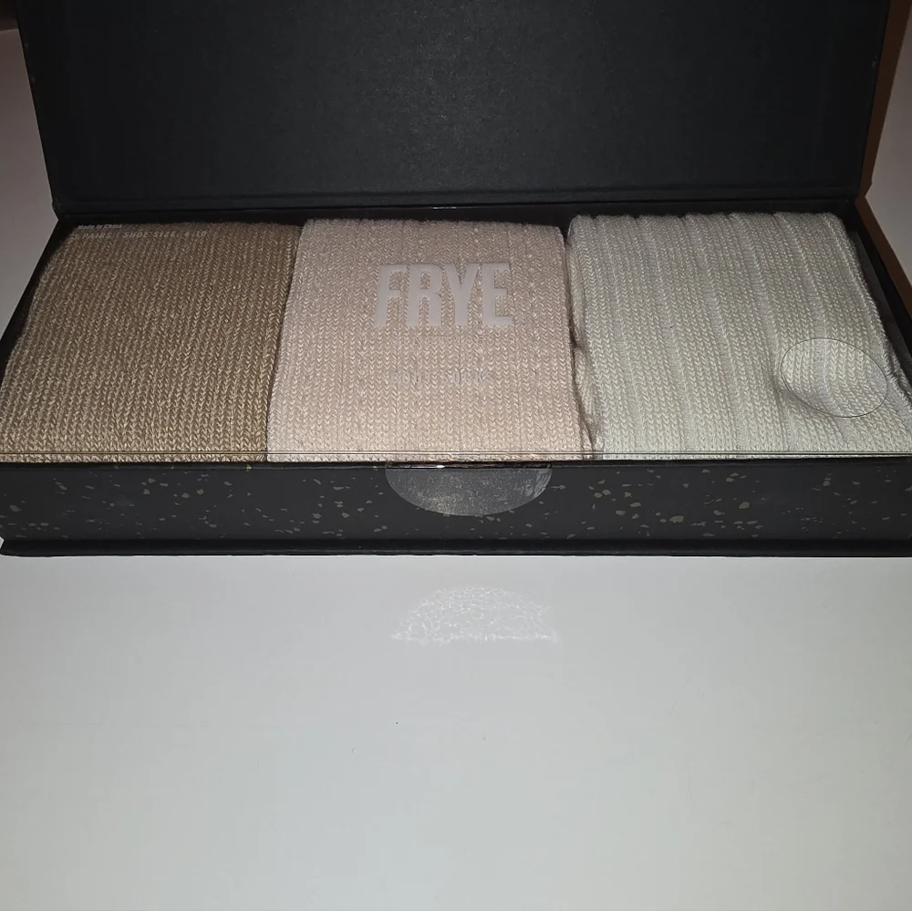 Frye Gift Box with 3 Pairs of Socks